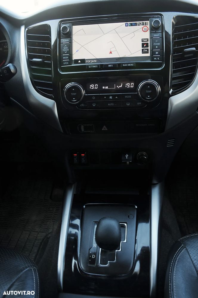 Mitsubishi L200 Double Cab Instyle Aut. - 14