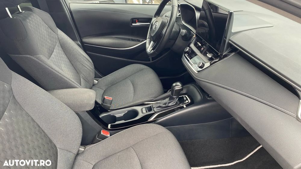 Toyota Corolla 1.8 HSD Dynamic - 6