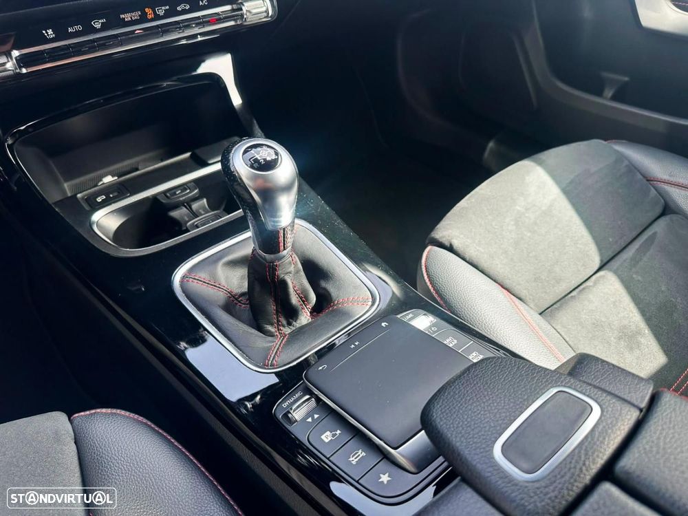 Mercedes-Benz A 160 d AMG Line - 12
