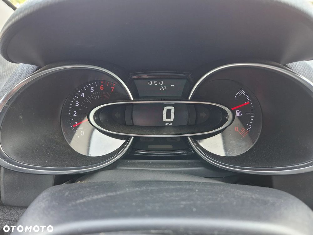 Renault Clio 1.2 16V Limited - 14