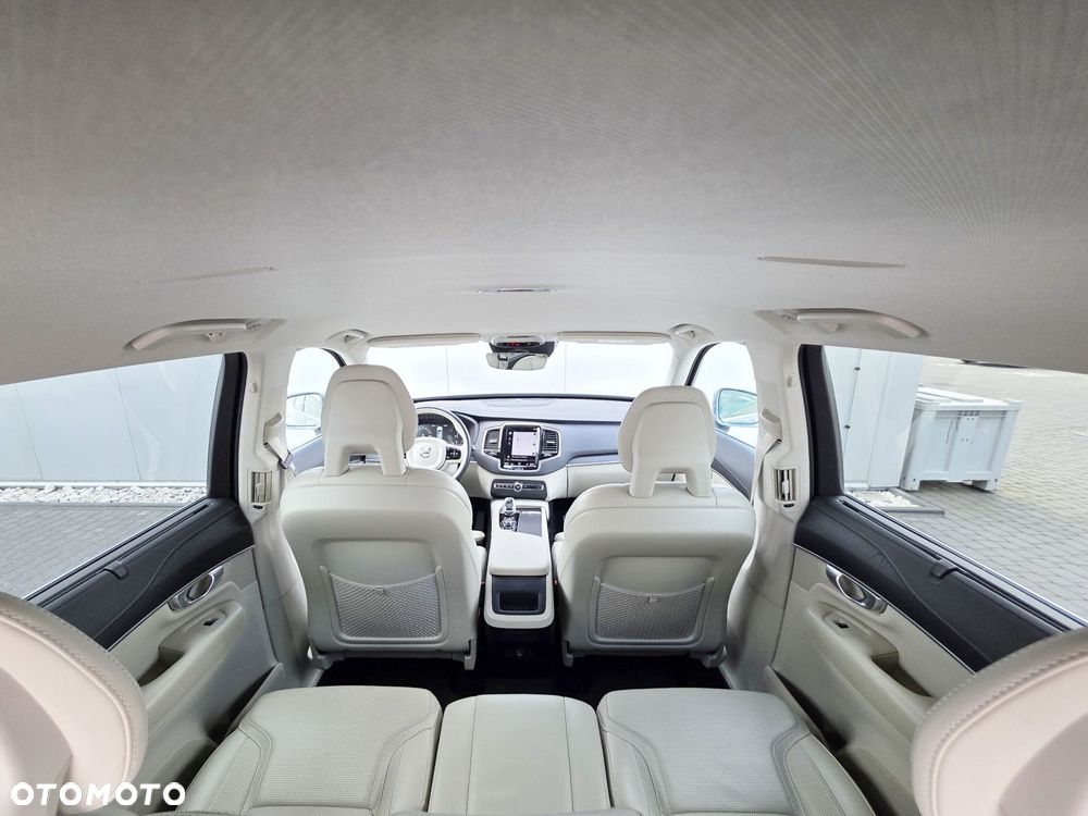 Volvo XC 90 - 17