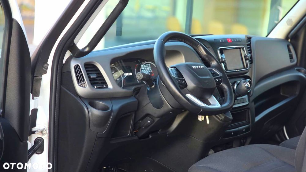 Iveco ❗️❗️DAILY 3.0 180KM MAXI 50C18 JAK NOWY ❗️❗️NOWY MODEL / SKRZYNIA OTWARTA SCATOLINI / 3500KG HAK / PIERWSZY WŁASCICIEL / NAVI / KAMERA COFANIA / FULL LED / TEMPOMAT AKTYWNY / BLIŹNIAKI / BURTY ALUMINIOWE / WERSJA WZMOCNIONA / FULL OPCJA / SERWIS ASO / SALON POLSKA / 35C15 50C15 35C18❗❗ JAK Z SALONU - NOWY -❗❗ - 35