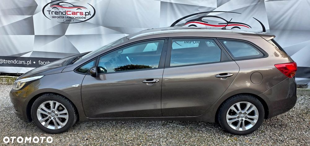 Kia Ceed 2013 photo 4