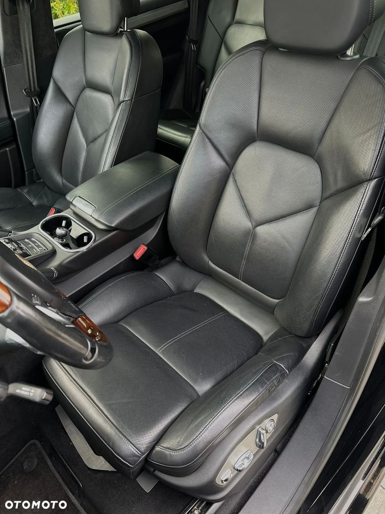 Porsche Cayenne GTS - 10
