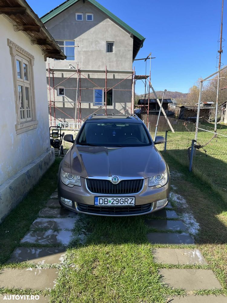 Skoda Superb 2.0 TDI Elegance - 2