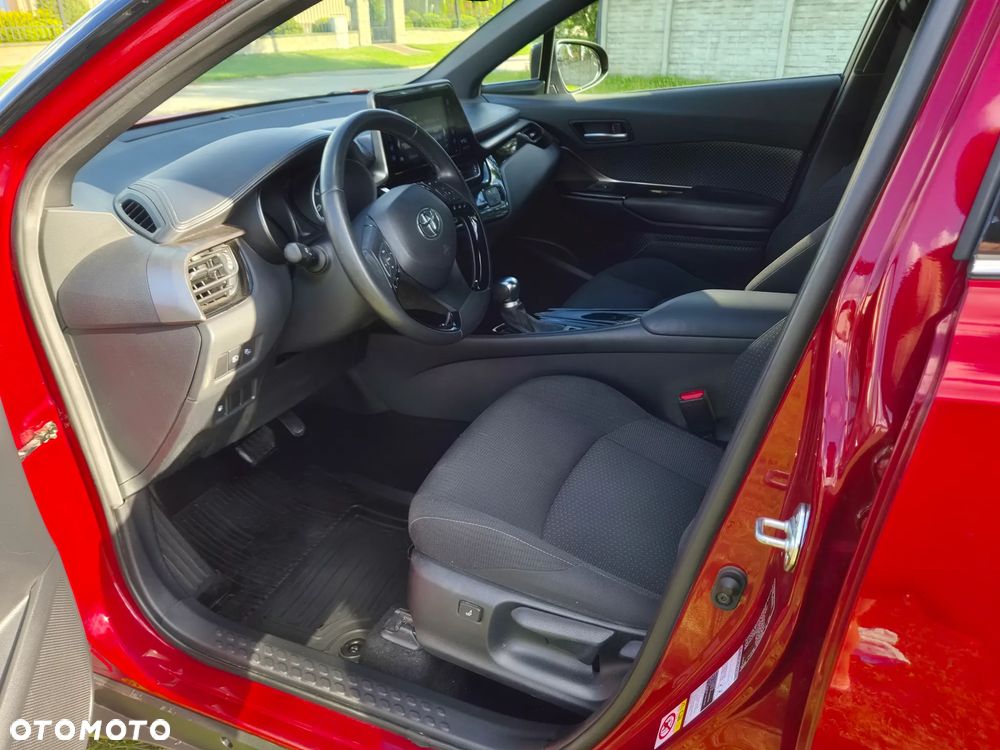 Toyota C-HR Business-Edition - 10