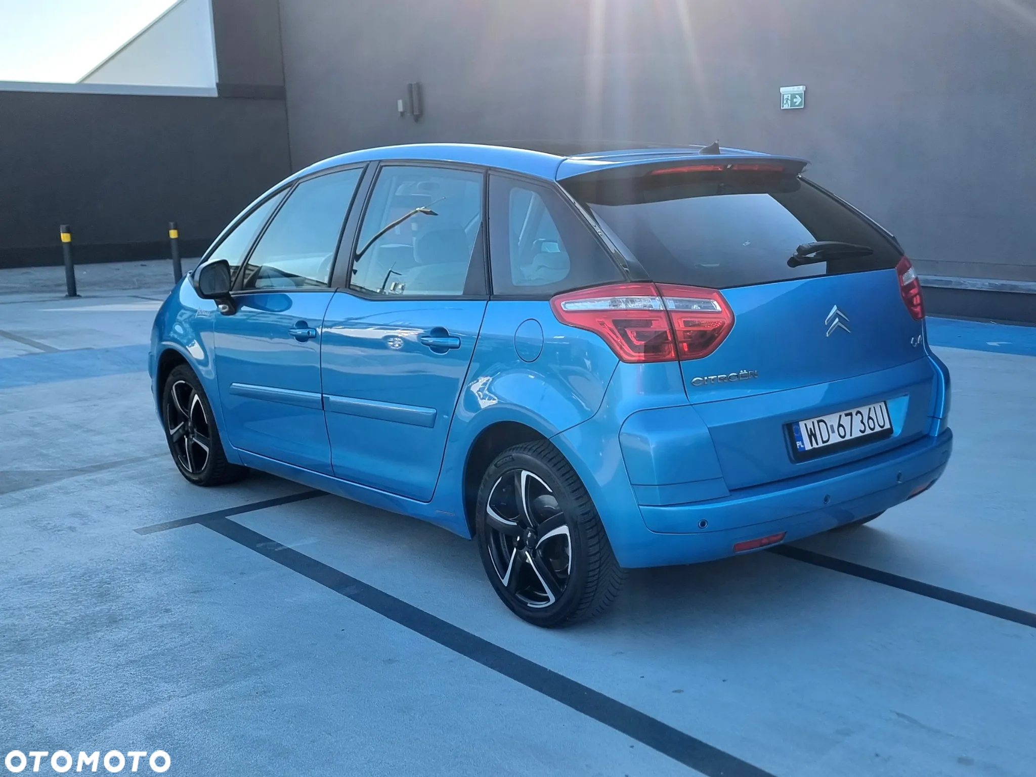 Citroën C4 Picasso 1.8 16V Confort - 19