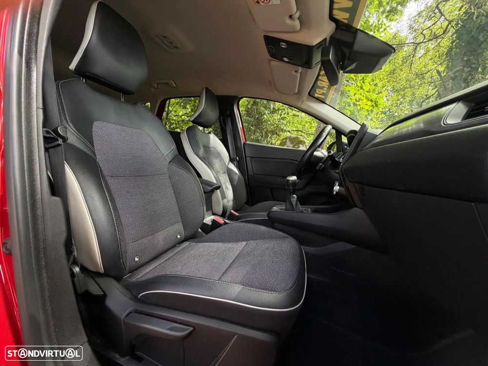 Renault Captur 1.0 TCe Exclusive - 41