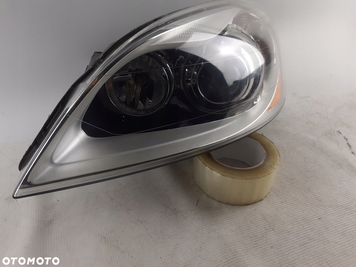 Lampa Volvo lewa XC60 I Bi- xenon skrętny 08-2013r - 2