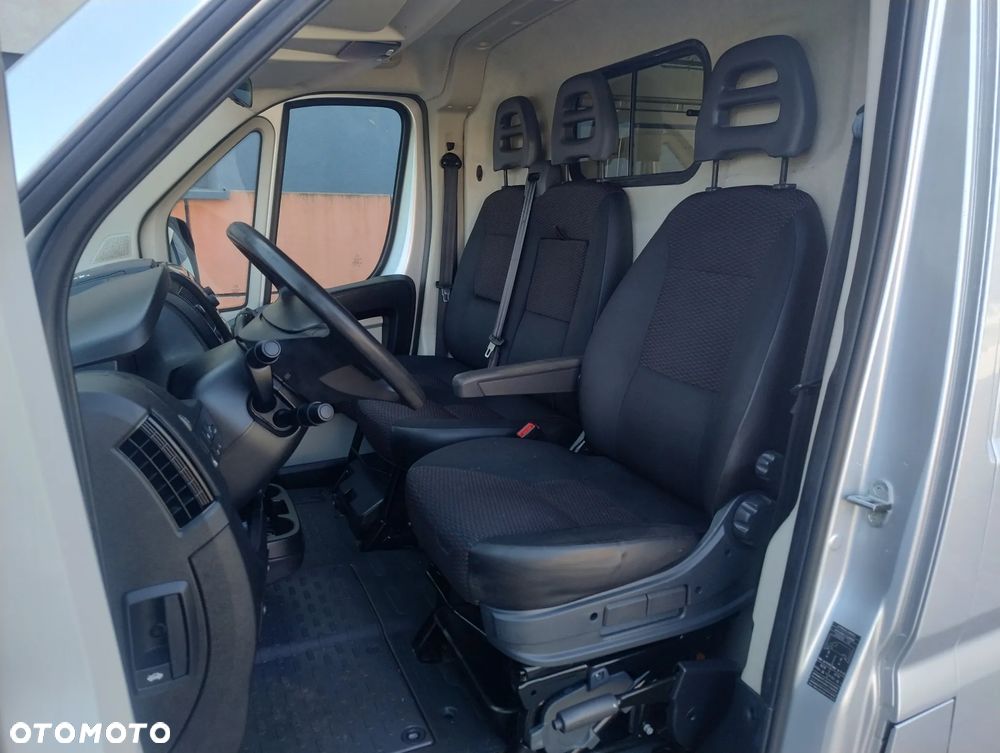 Peugeot BOXER PO LIFTINGU 2.0 HDI (130KM) 6-BIEGÓW (L2H2) STAN SUPER IDEALNY KLIMA FULL OPCJA NIE MA RDZY 100% ORYGINAŁ KM SERWIS ! ! ! - 8