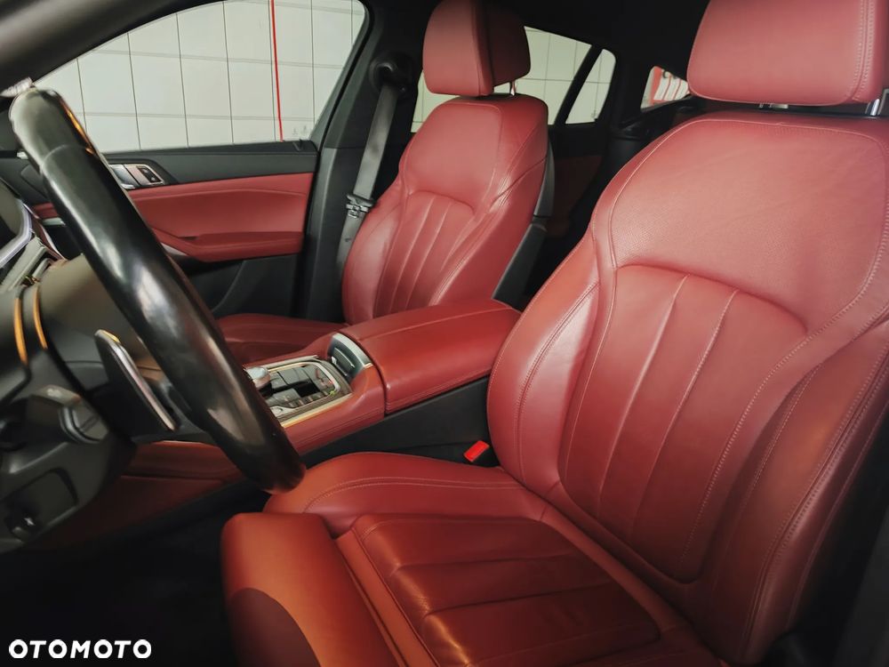 BMW X6 xDrive30d - 18