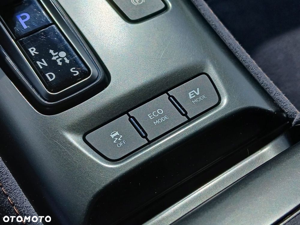 Lexus LBX 1.5 Hybrid Cool - 24