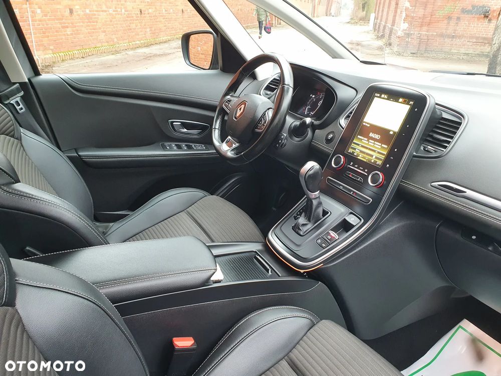 Renault Scenic TCe 140 GPF EDC INTENS - 8