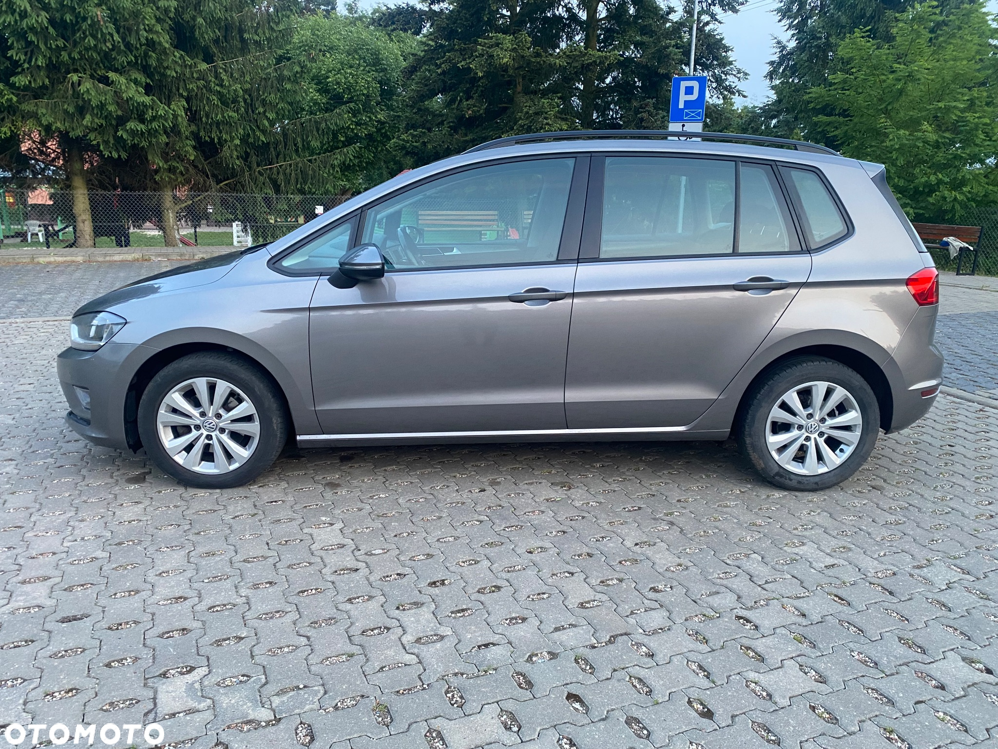 Volkswagen Golf Sportsvan VII SV 1.6 TDI BMT Highline - 12