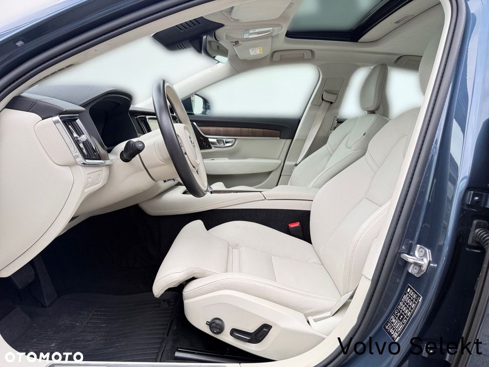 Volvo S90 - 13