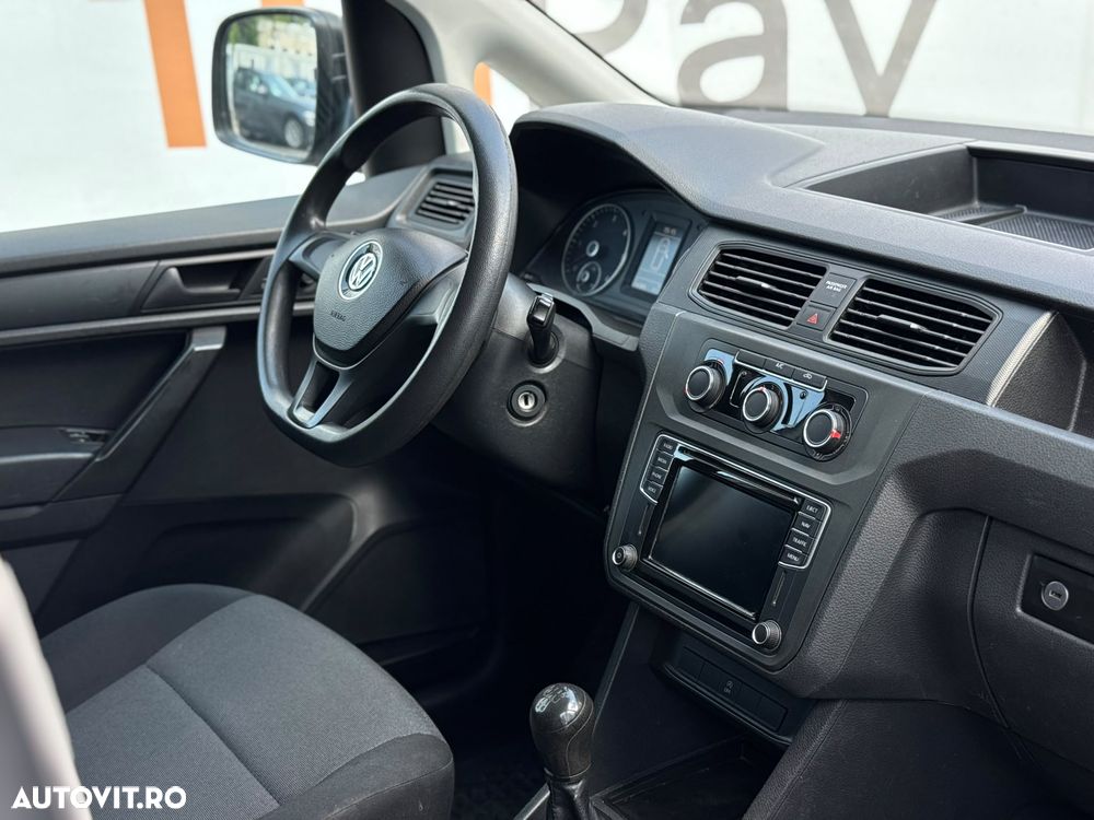 Volkswagen Caddy Maxi - 6