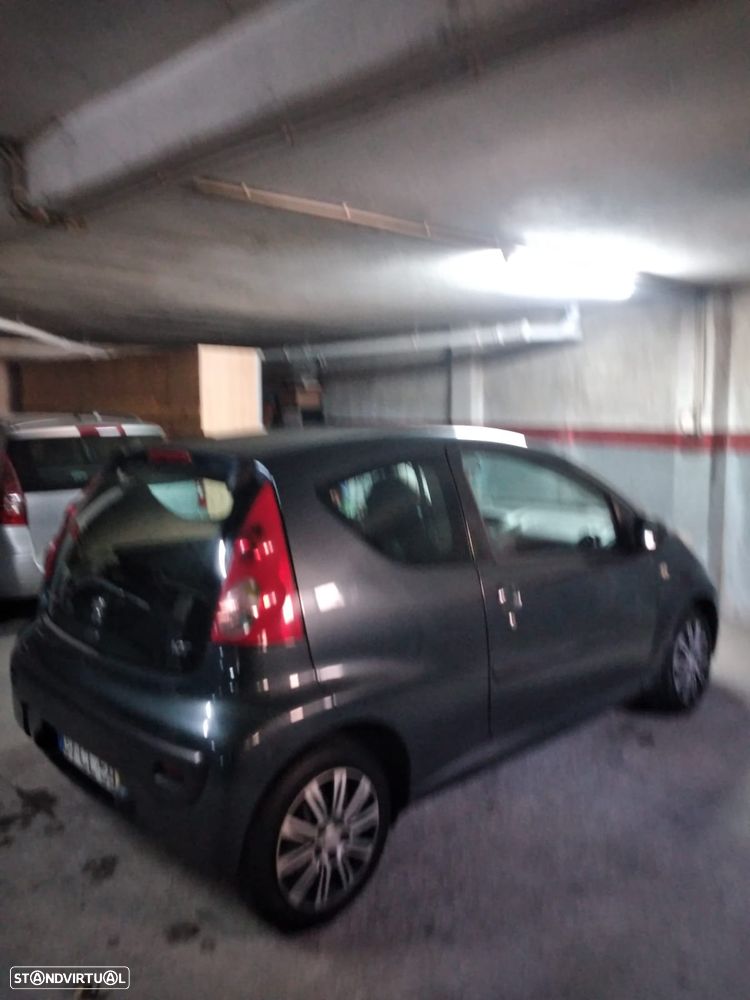 Peugeot 107 1.4 HDi Trendy - 7