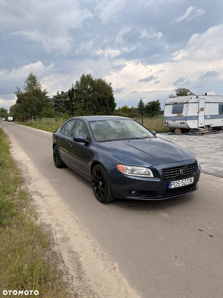 Volvo S80 - 1