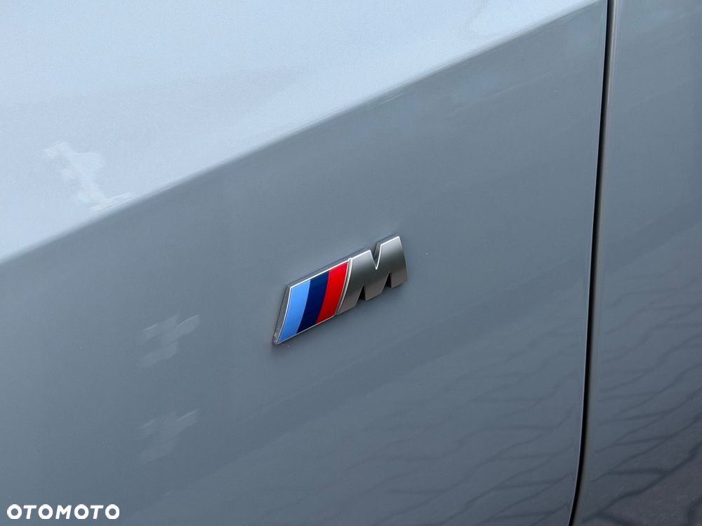 BMW Seria 3 330i xDrive M Sport sport - 30