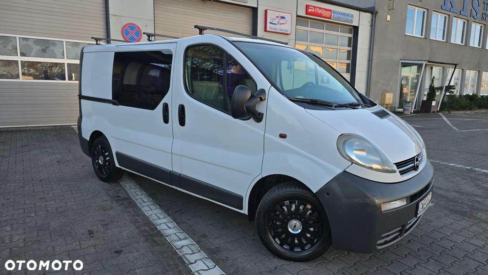 Opel Vivaro - 2