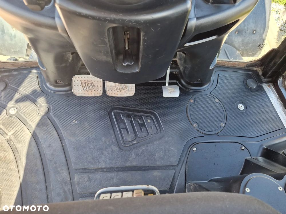 JCB 3CX Contractor AEC * 2011r. * Joystick * Toruelock * - 17