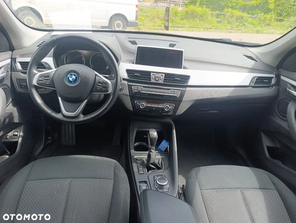 BMW X1 xDrive25e xLine - 10