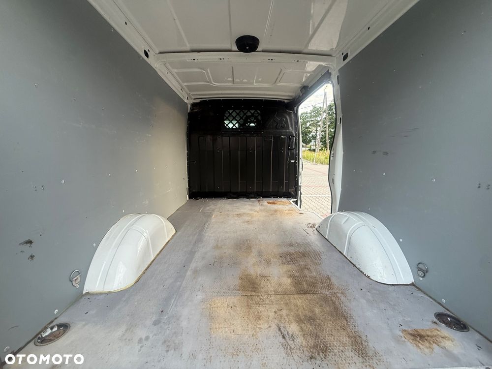 Iveco DAILY - 24