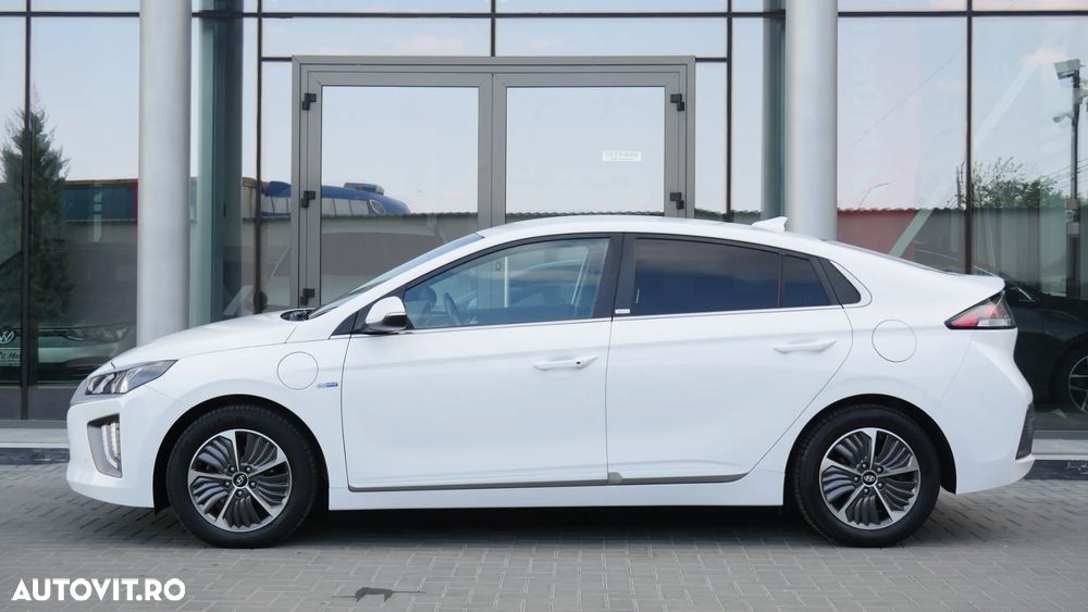 Hyundai IONIQ 1.6 GDI Premium - 11