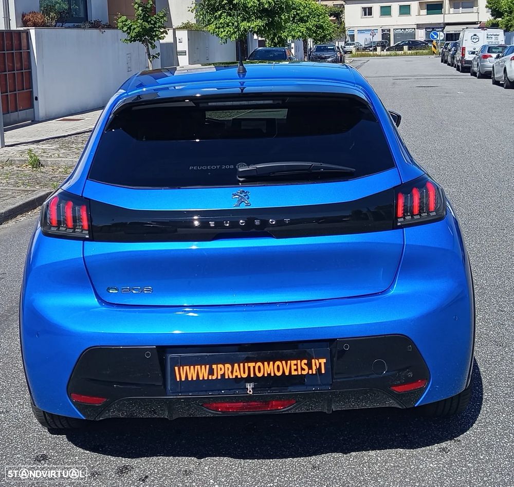 Peugeot e-208 Allure Pack - 8