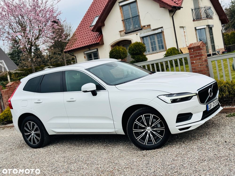 Volvo XC 60 B4 D AWD Geartronic Momentum Pro - 34