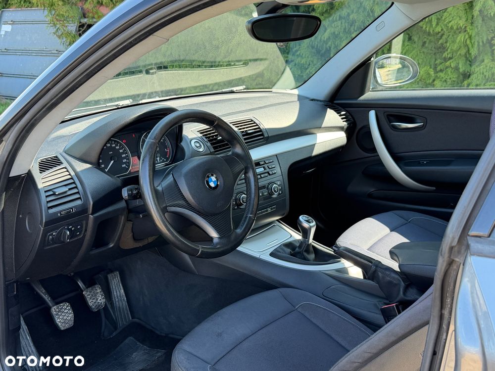 BMW Seria 1 118d - 7