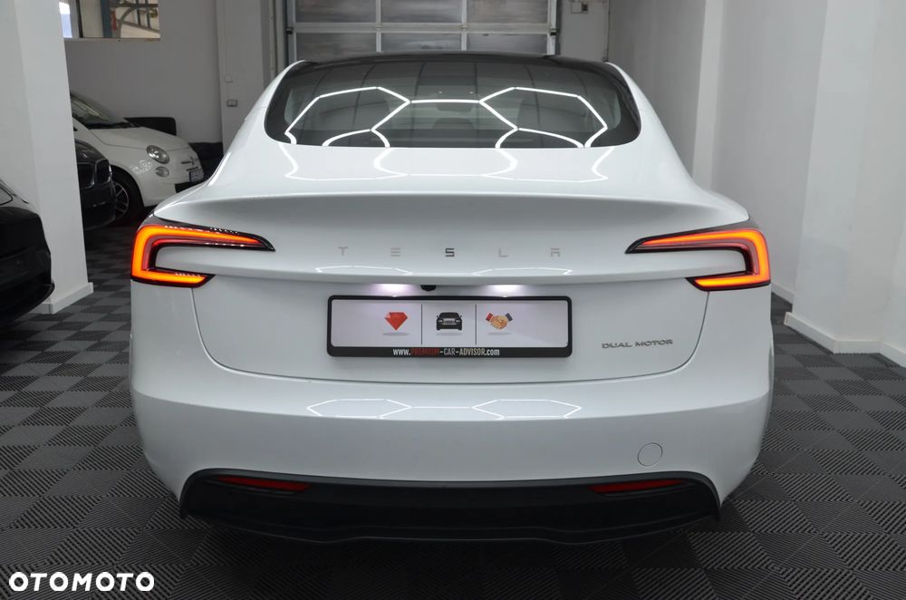 Tesla Model 3 Langstreckenbatterie Allradantrieb Dual Motor - 7