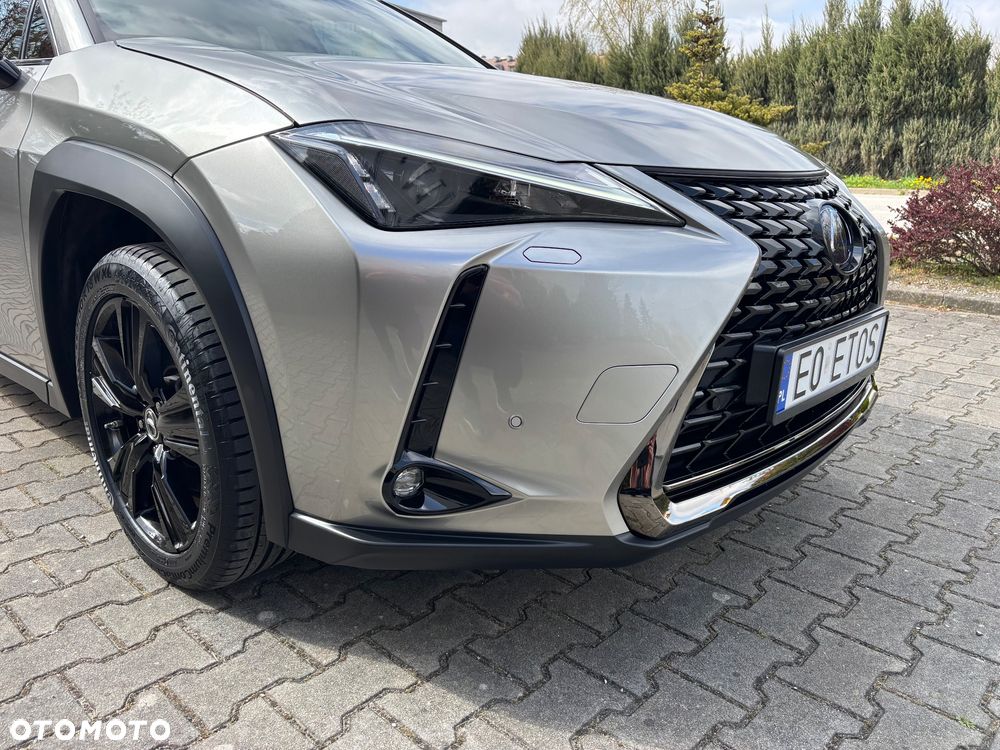 Lexus UX 250h GPF F Impression 2WD - 7