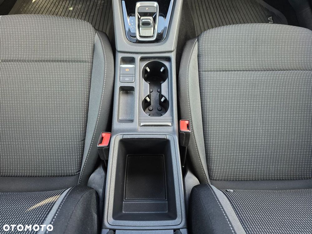 Skoda Octavia 1.5 TSI mHEV Selection DSG - 16