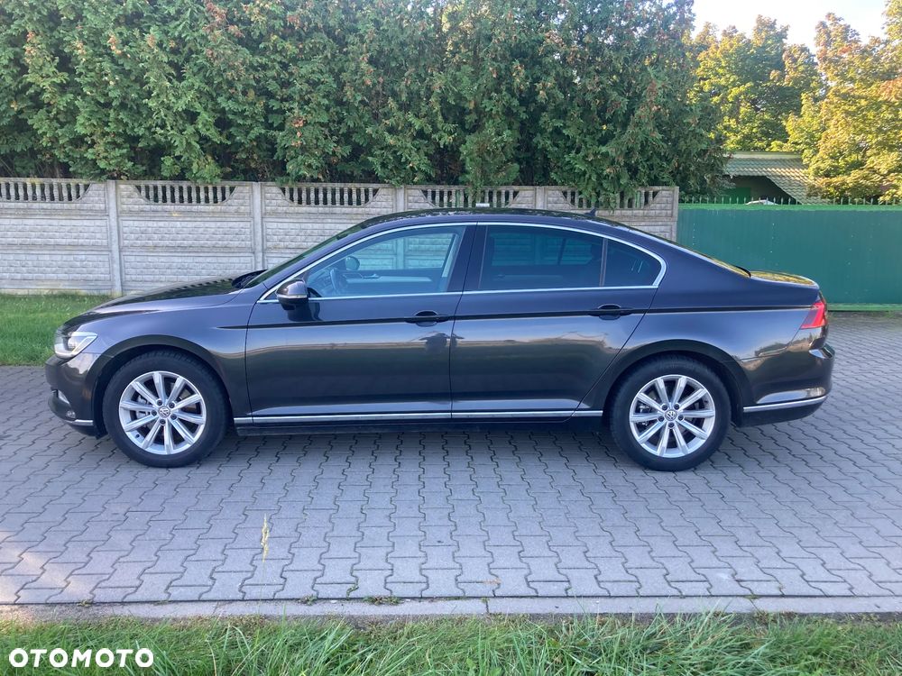 Volkswagen Passat 1.5 TSI EVO Highline DSG - 2