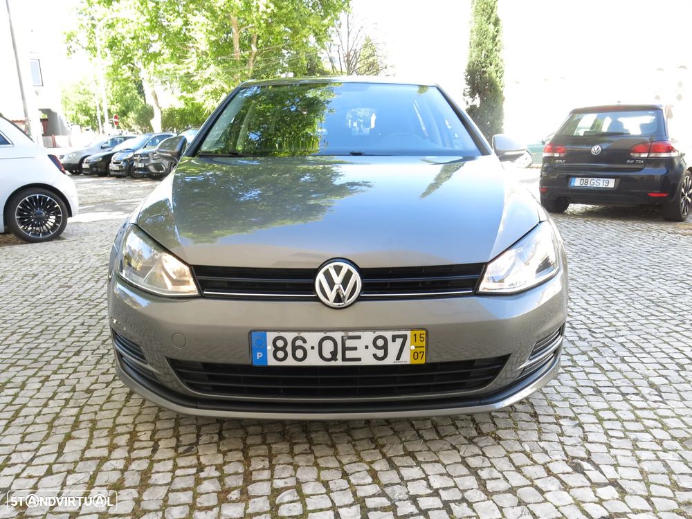VW Golf 1.6 TDI Confortline - 19