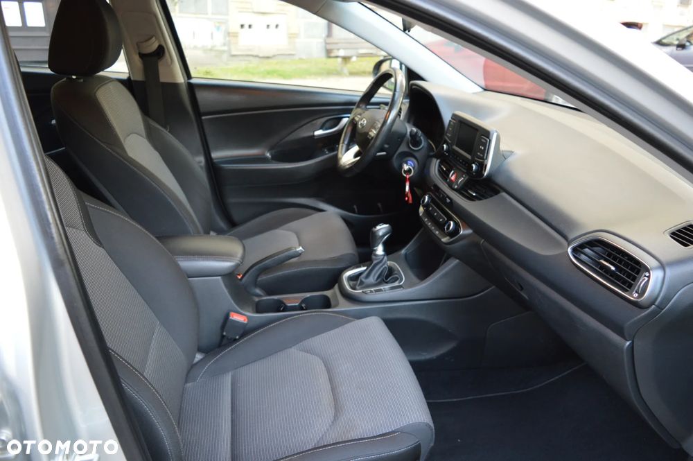 Hyundai i30 - 33
