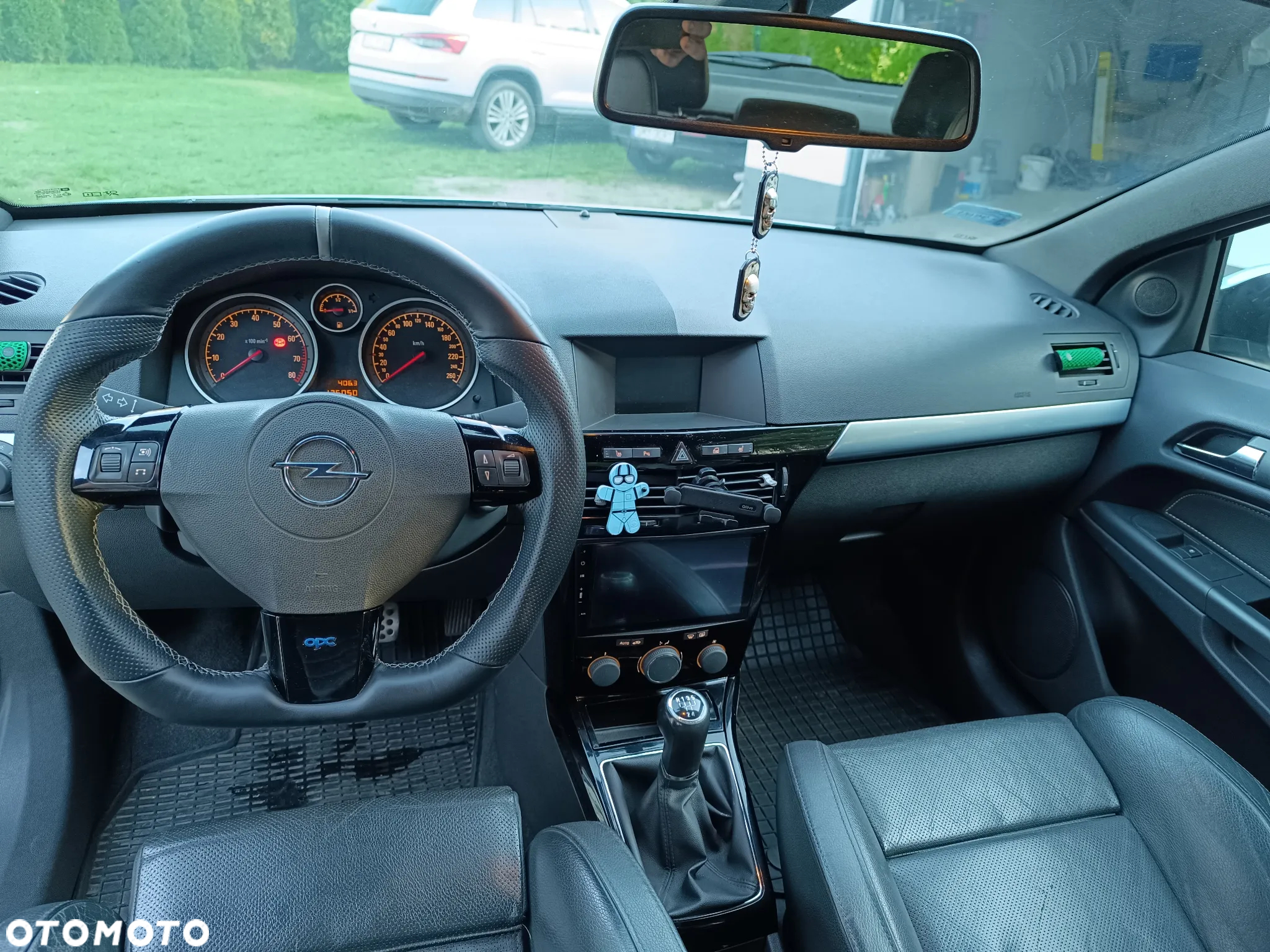 Opel Astra III GTC 1.4 Cosmo - 21