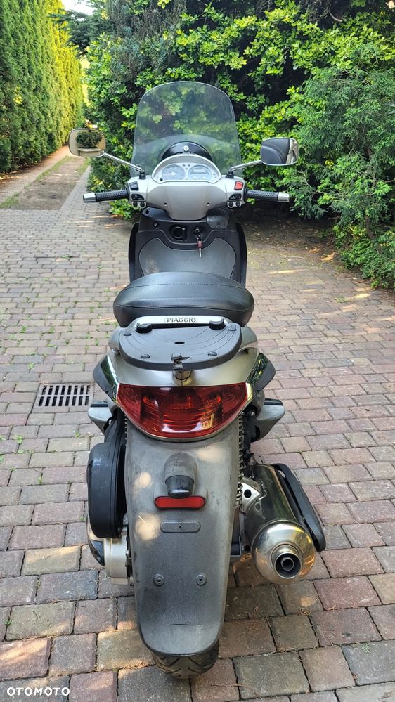 Piaggio Beverly - 26
