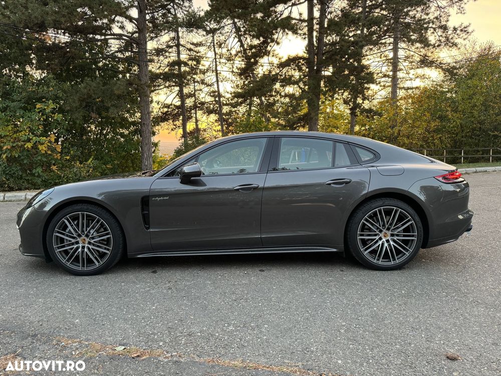 Porsche Panamera 4 E-Hybrid - 2