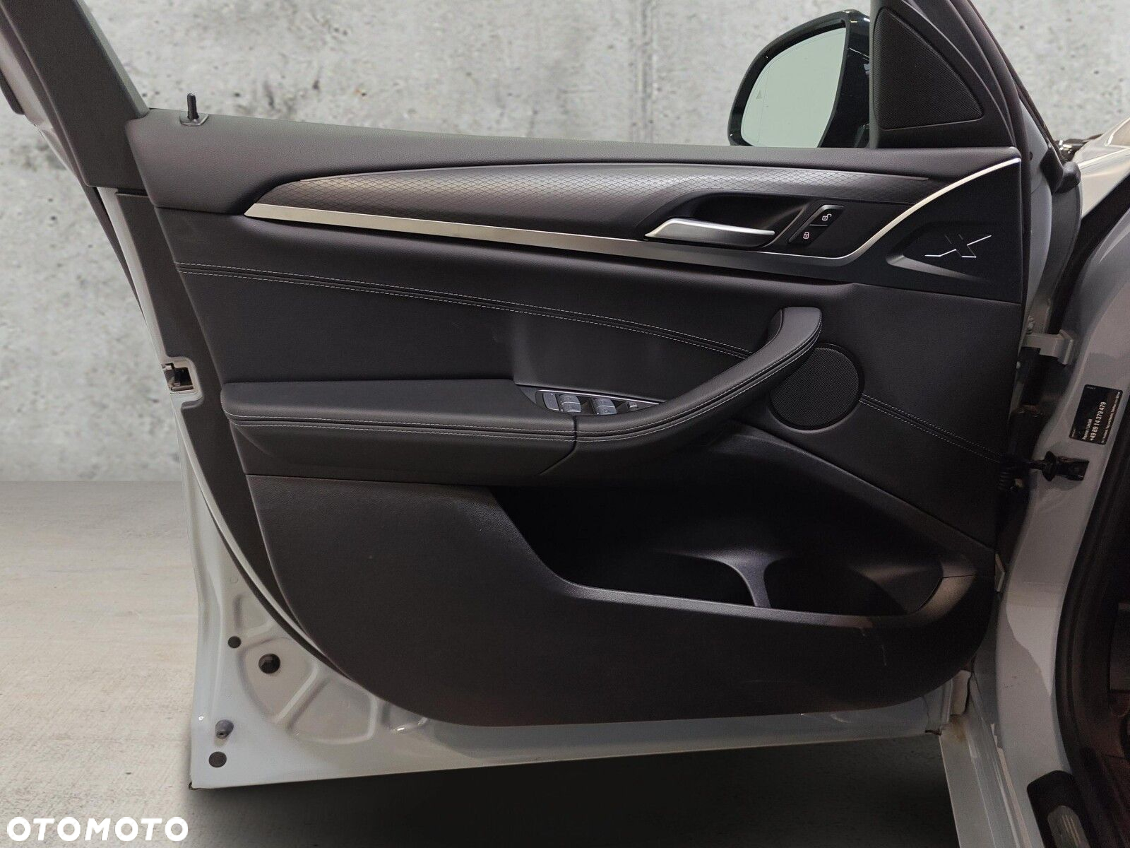 BMW X4 - 11