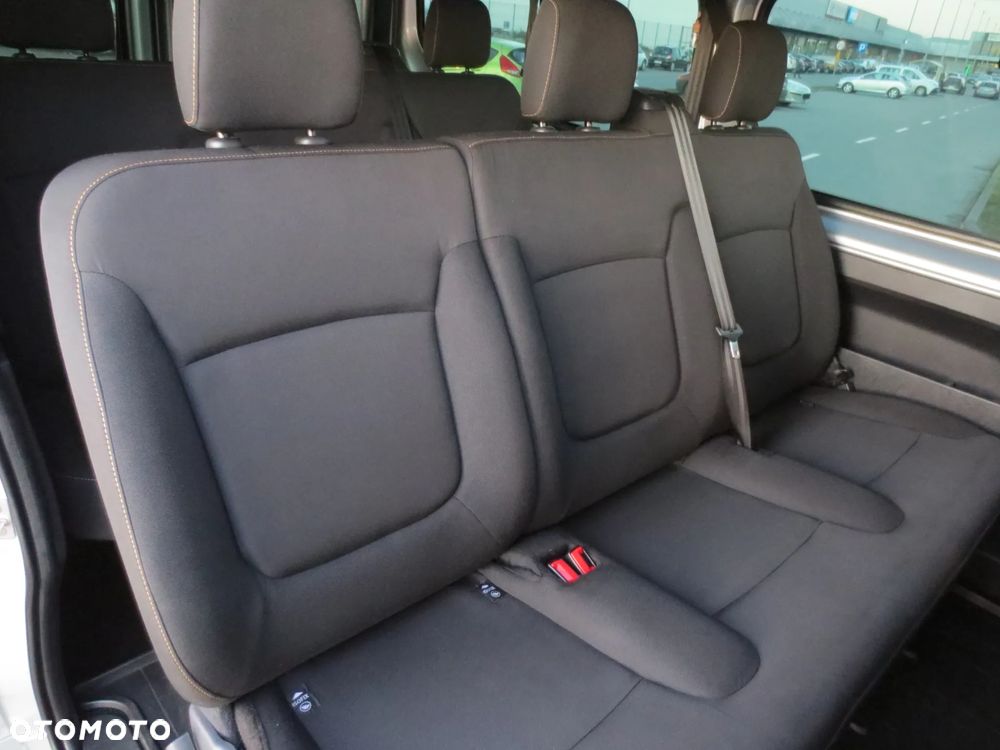 Renault Trafic - 18