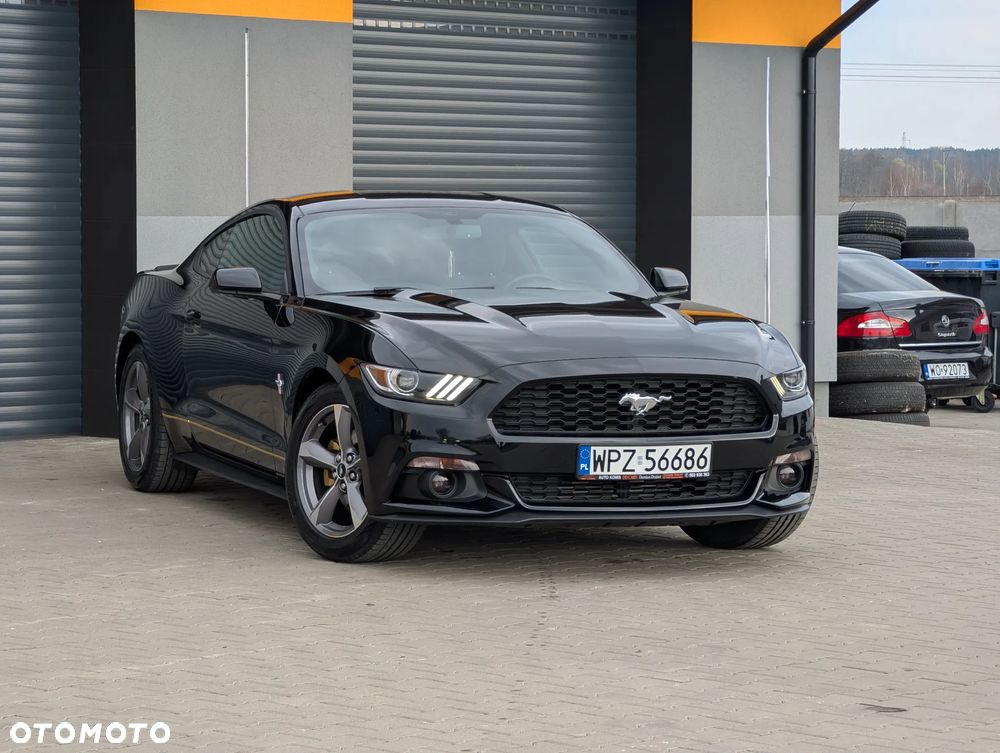 Ford Mustang - 3