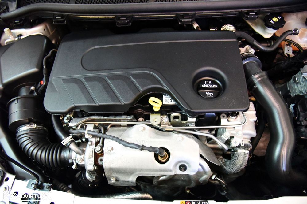 Opel Astra Sports Tourer - 9