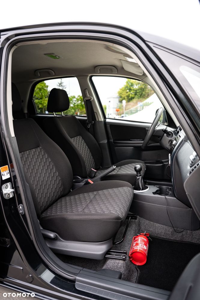 Suzuki SX4 1.6 GLX / Comfort - 26