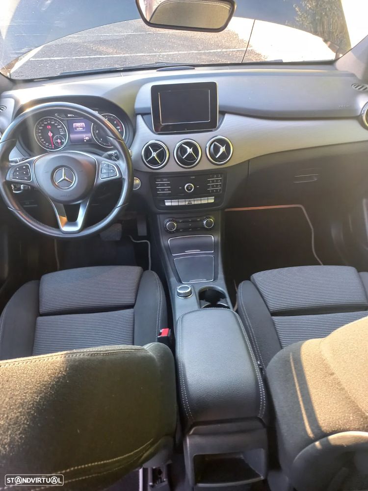 Mercedes-Benz B 180 d Style Aut. - 10