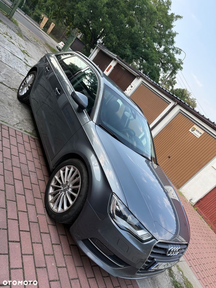Audi A3 Sportback 2.0 TDI Attraction S tronic - 2