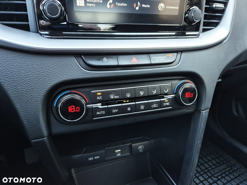 Kia Ceed 1.5 T-GDI M - 35