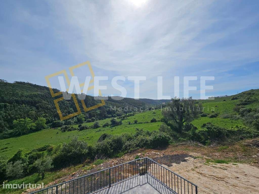 Moradia T2 com vista campo junto ao centro de Mafra - Grande imagem: 2/18