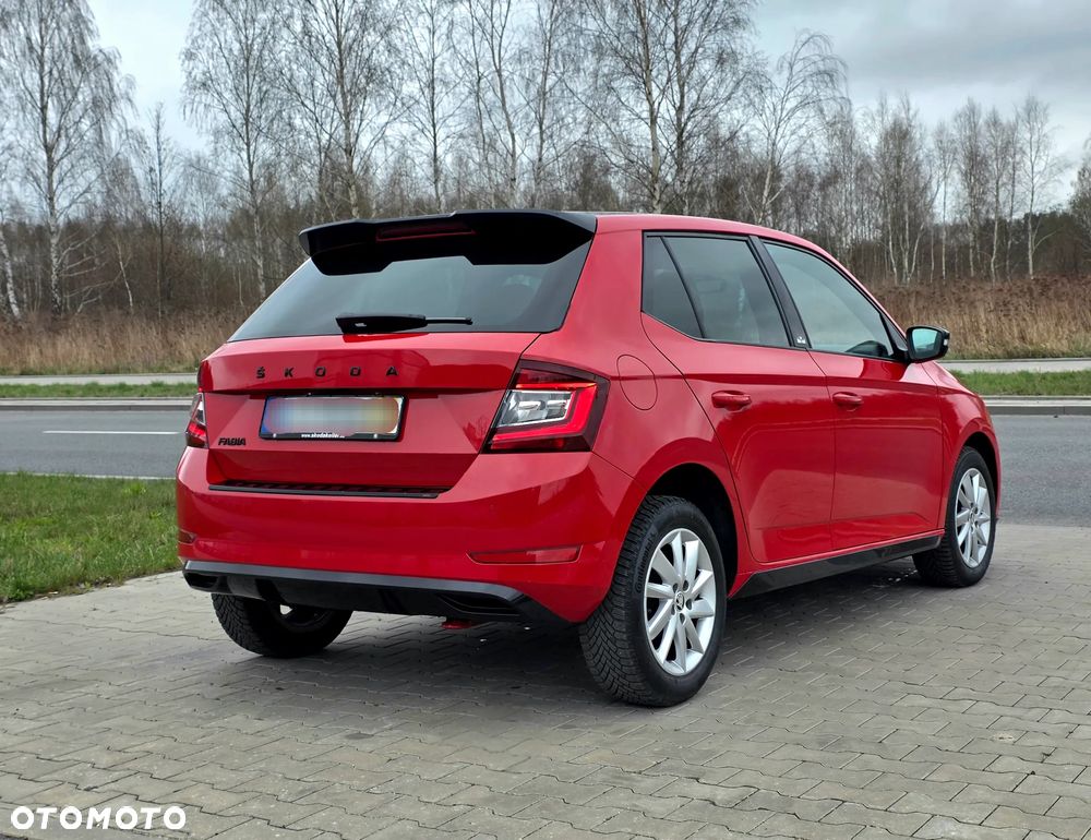 Skoda Fabia 1.0 TSI Monte Carlo - 12